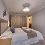 Almeriasuite El Zapillo * El Campillo (Valladolid)
